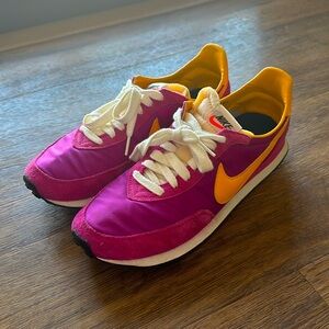 Nike Waffle One “Fireberry”